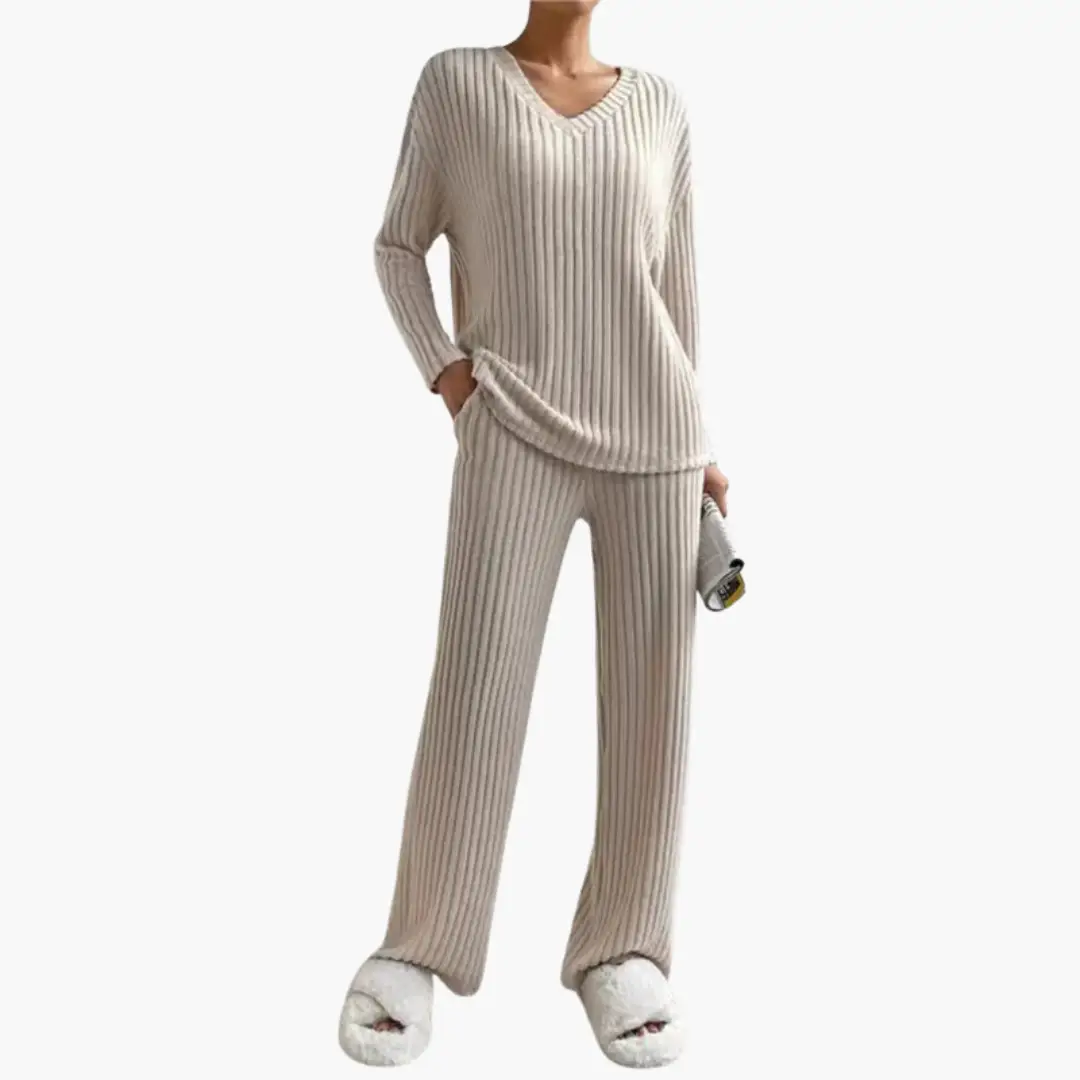 Women's Lounge Set with V-Neck and Ribbed Surface, beige two-piece ribbed knit loungewear