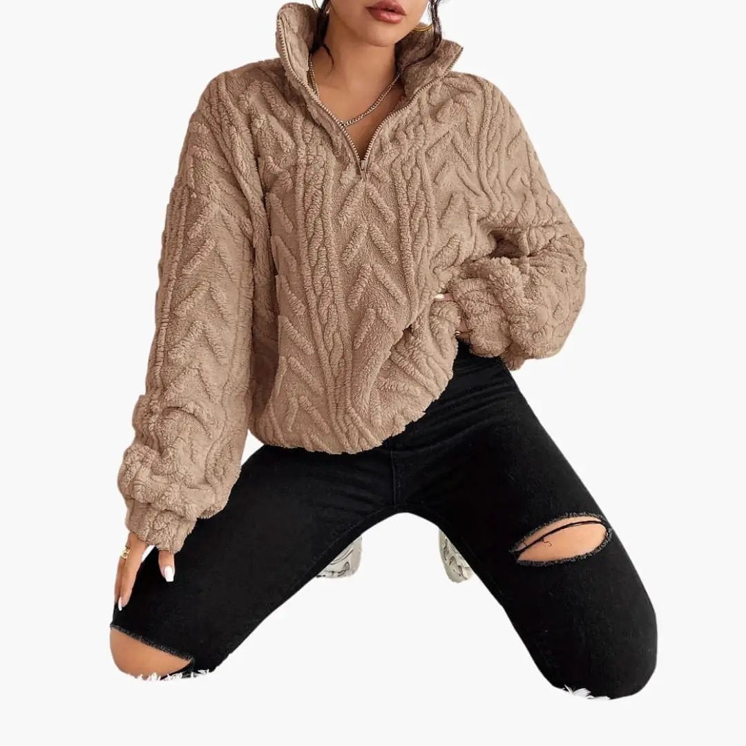 Women's fleece pullover with cable pattern in taupe, oversized long-sleeve sweater