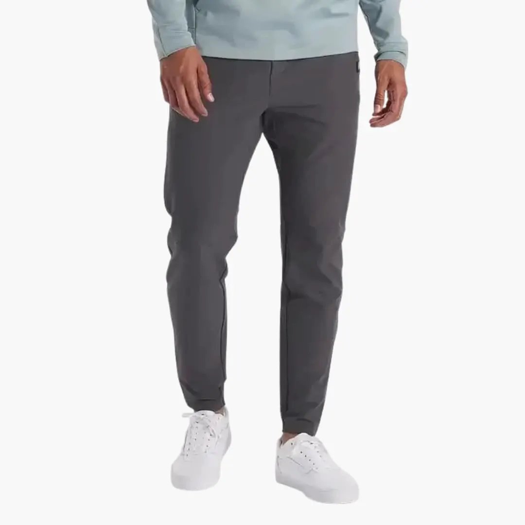 Men's pants Wilfred Smith, charcoal gray trousers with stretch waistband and tapered legs.