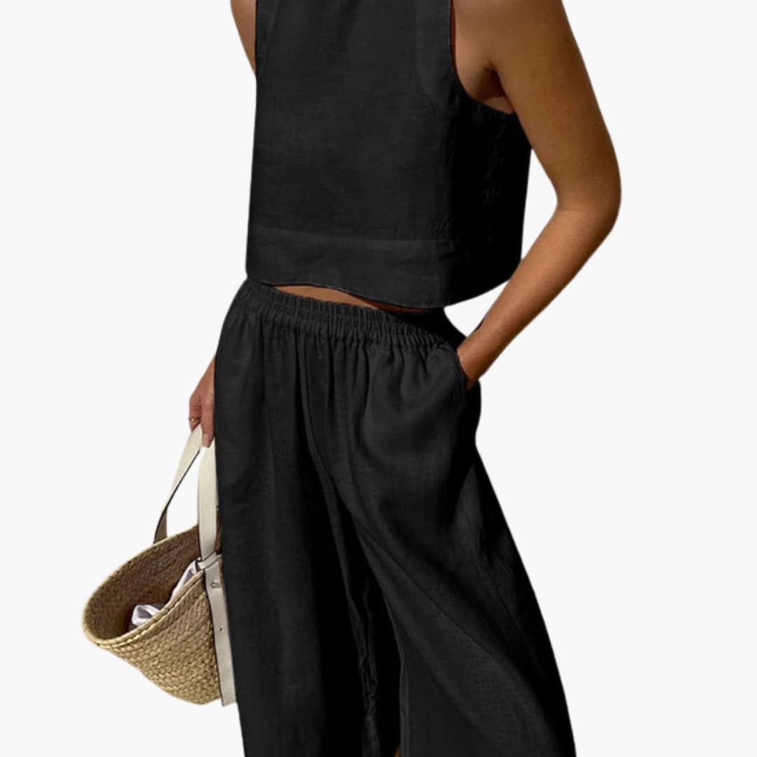 Women’s sleeveless crop top and wide-leg pants two-piece outfit set in black