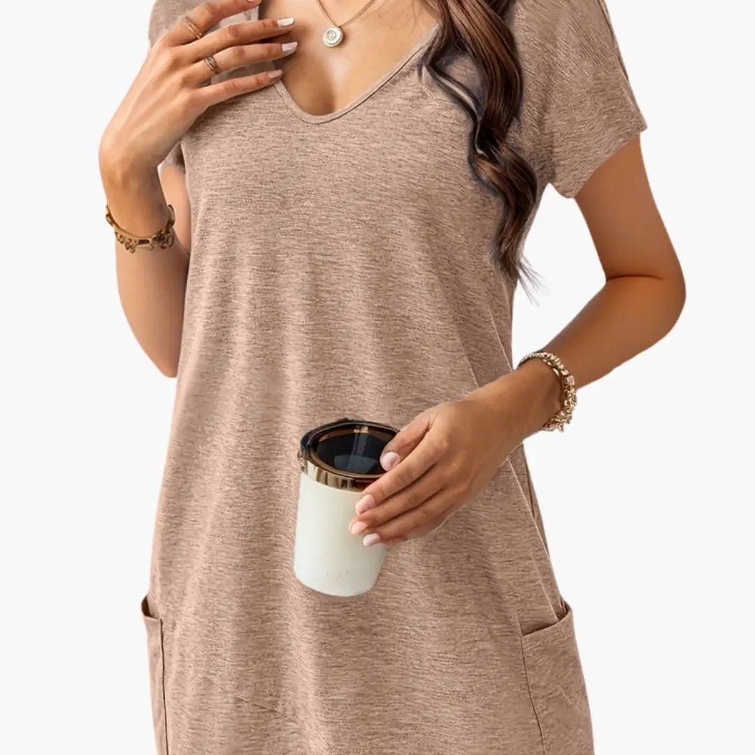 Women's V-neck T-shirt with side pockets in beige, short sleeves