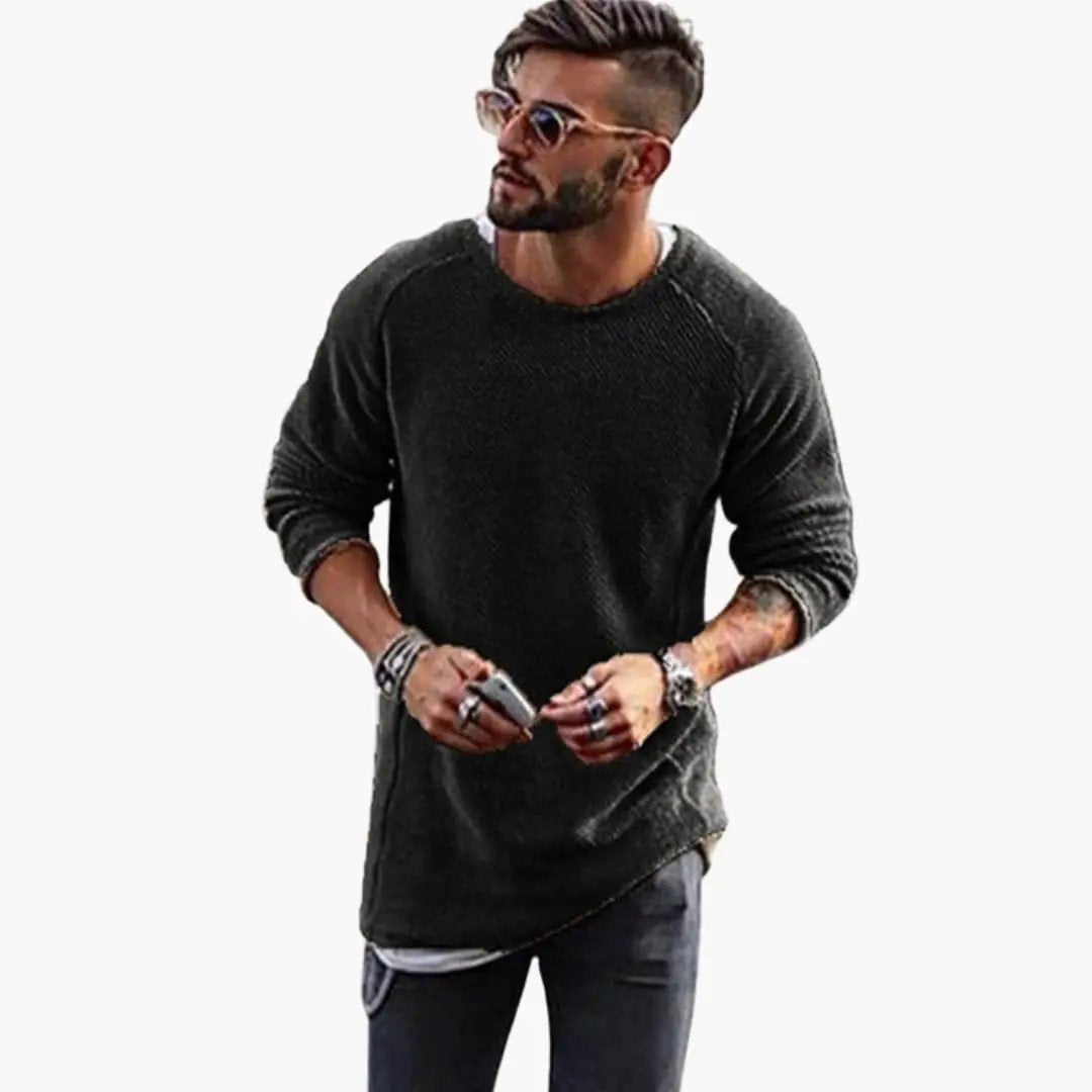 Men's knitted sweater in dark gray with round neck and ribbed cuffs.