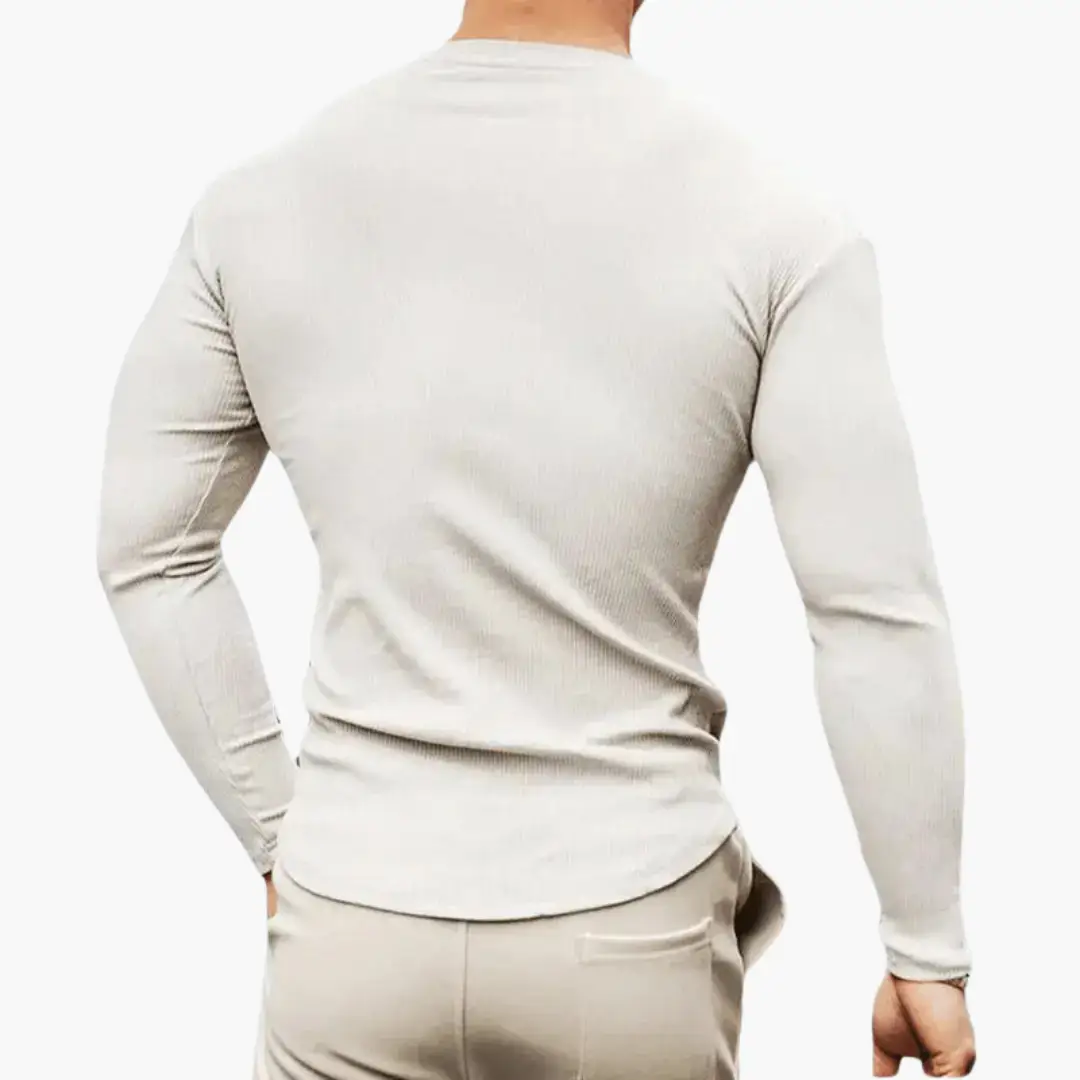 Men’s ribbed-knit sweater in light beige, slim-fit long-sleeve